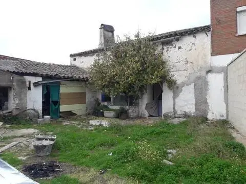 Casa en Patrocinio de San José-Talavera la Nueva-Gamonal