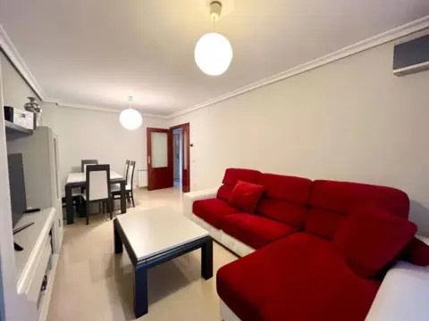 Casa adosada en Plaza de Toros-La Guija-Santa María-Ciudad Jardín-Los Rosales