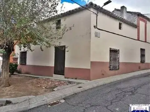 Casa rústica en Almonacid de Toledo