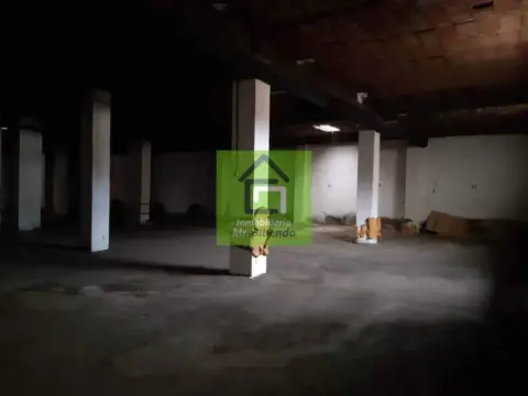 Local comercial en calle de la Hiniesta
