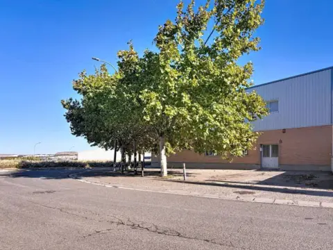 Nave industrial en calle Poligono de Servicios
