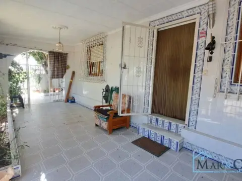 Casa adosada en Las Lomas del Rame