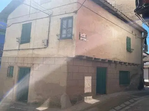 Casa adosada en calle Travesia del Casino, 2