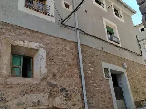 Casa adosada en Valdeperillo