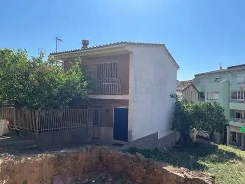 Chalet en Madrigal de La Vera