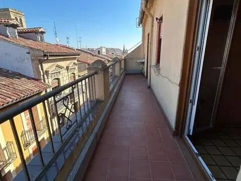 Piso en Casco Antiguo