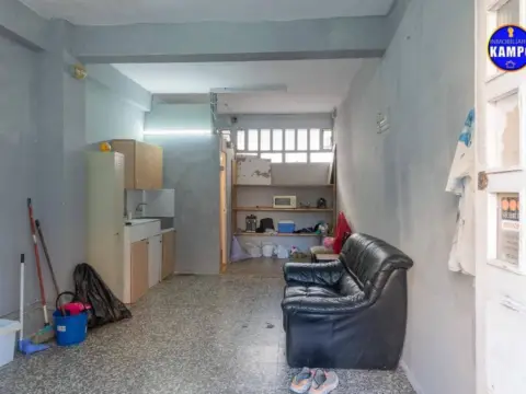 Local comercial en calle de Arkale