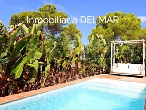 Casa adosada en calle Carrer Cala Vedella