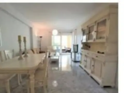 Piso en Alameda de las Brisas