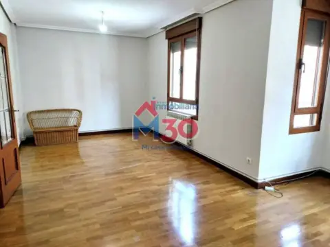 Piso en Ensanche