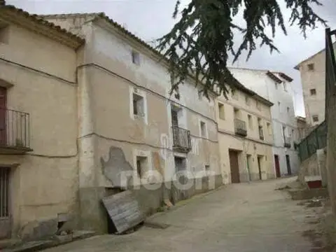 Casa adosada en La Vilueña
