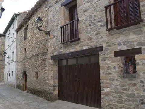 Casa rústica en calle Baxa
