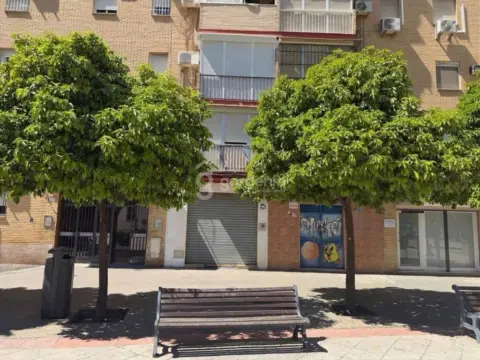 Local comercial en Santa Aurelia