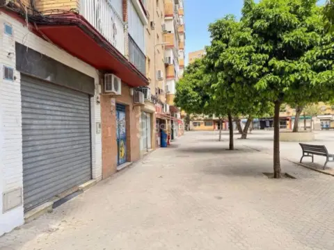 Local comercial en Santa Aurelia