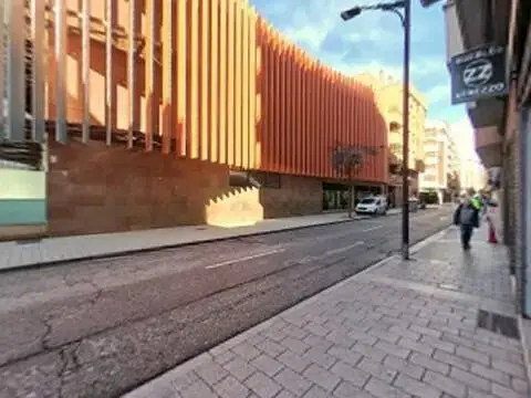 Local comercial en calle Rosario