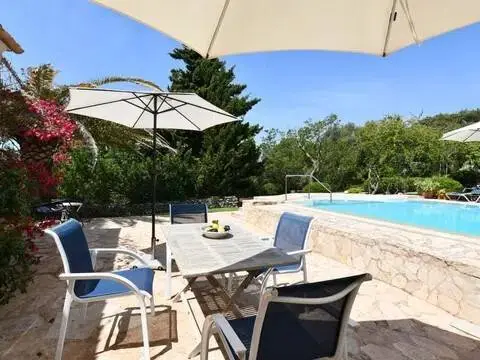 Casa rústica en Barca Trencada