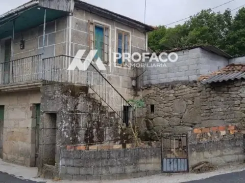 Casa en Xinzo de LIMIA
