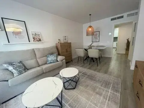 Piso en El Cónsul-El Romeral-La Colonia Santa Inés