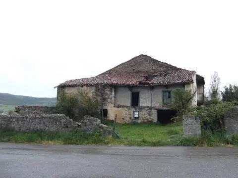 Terreno en Barrio de Villasuso