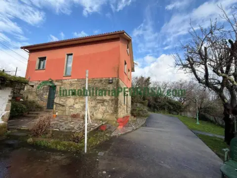 Casa en Fernández Ladreda-Ciudad de Piedra