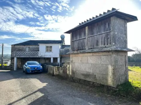 Casa en A Capela