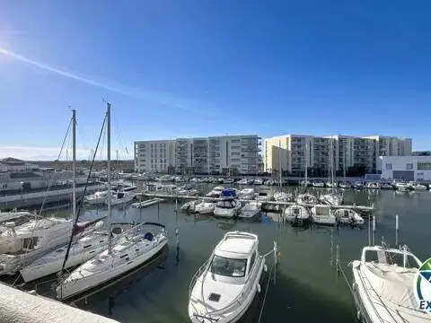 Piso en Plaça del Port Joan