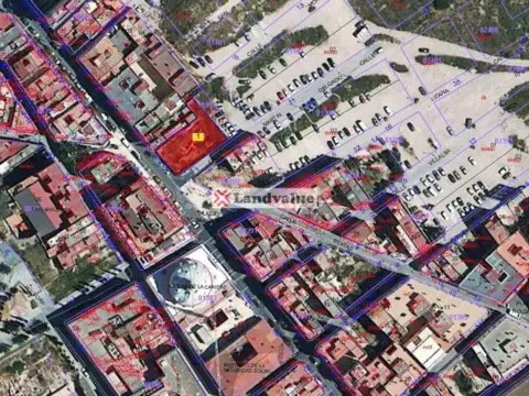 Terreno en Plaza de la Serreta