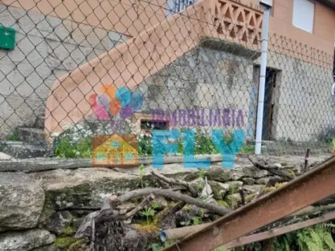 Casa rústica en Maside