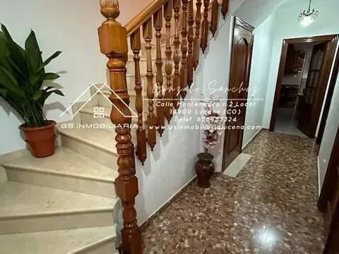 Casa adosada en Lucena
