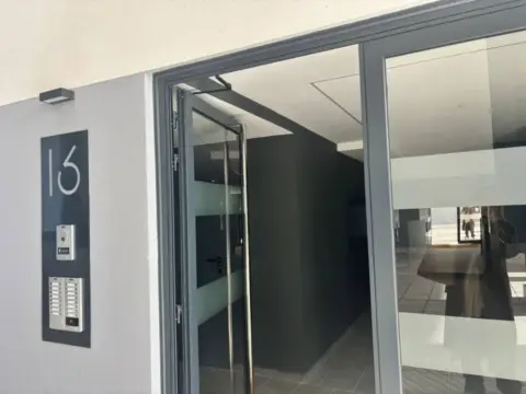 Piso en calle de Bermudo I 'El Diácono'