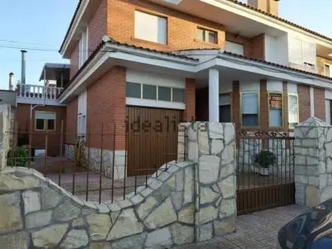 Chalet en Madrigueras