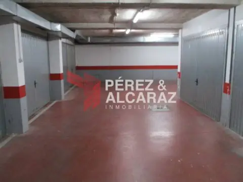 Garaje en Avenida de la República Dominicana, 20