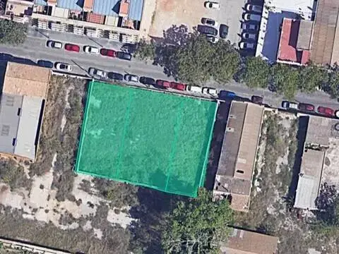 Terreno en La Creu Coberta