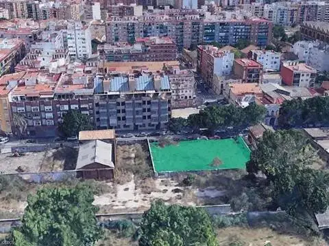 Terreno en La Creu Coberta