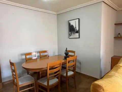 Piso en Avenida de la Libertad