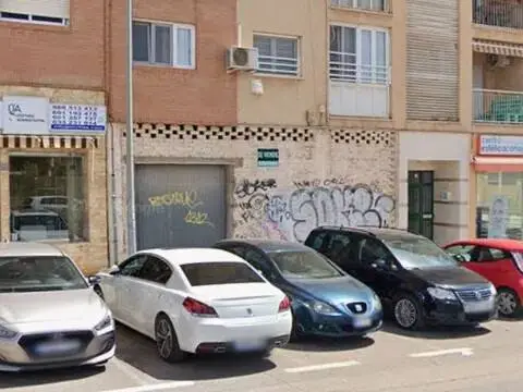 Local comercial en Los Dolores-Los Gabatos-Hispanoamérica