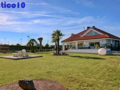 Chalet en Nuevo Roces