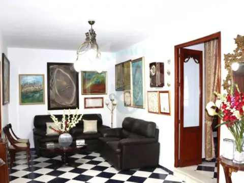 Chalet en Cuevas Bajas