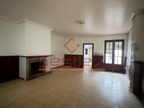 Chalet en Almendralejo