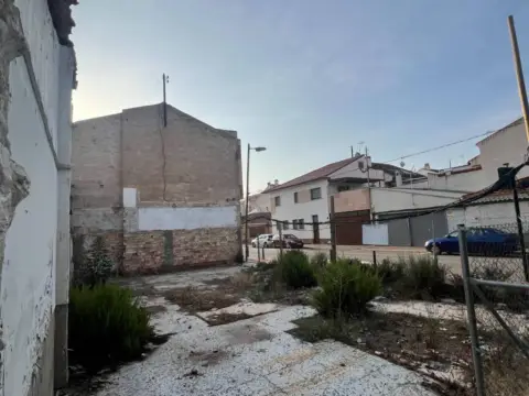 Terreno en calle del Arenal