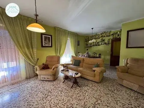 Casa adosada en Carrión de Calatrava