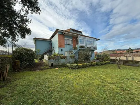 Casa adosada en Meruelo