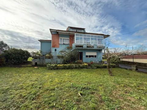 Casa adosada en Meruelo