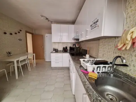 Piso en La Trinidad-Mármoles-Perchel Norte