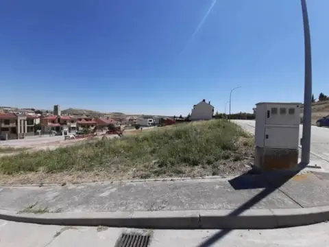 Terreno en calle Martina Vazquez, 28