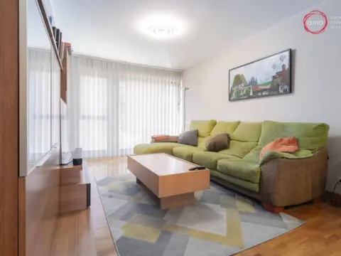 Piso en calle de Leonor de Aquitania