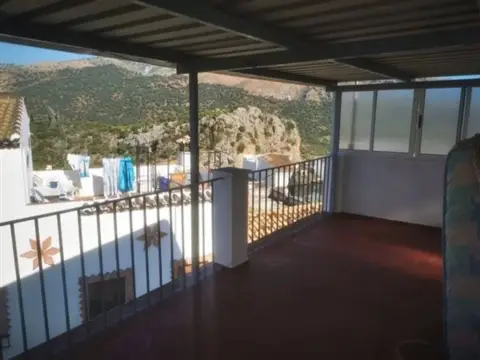 Casa rústica en Benaoján