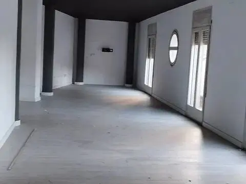 Local comercial en Avinguda de Calderó