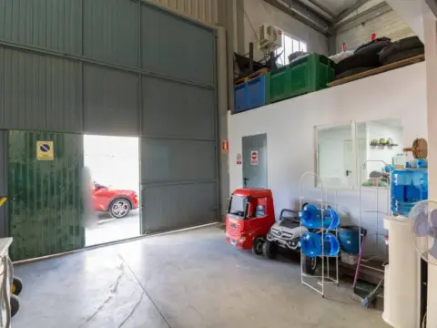 Nave industrial en Viator