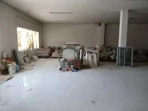 Local comercial en calle del Castilviejo